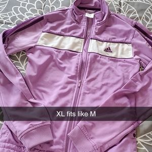 Athletic Clothes. Sizes in Pictures